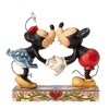 Collectible Figurines: Home Décor & Accents